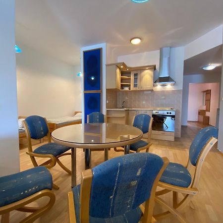 Apartman Majak U Zermanicke Prehrady Pitrov Exterior foto