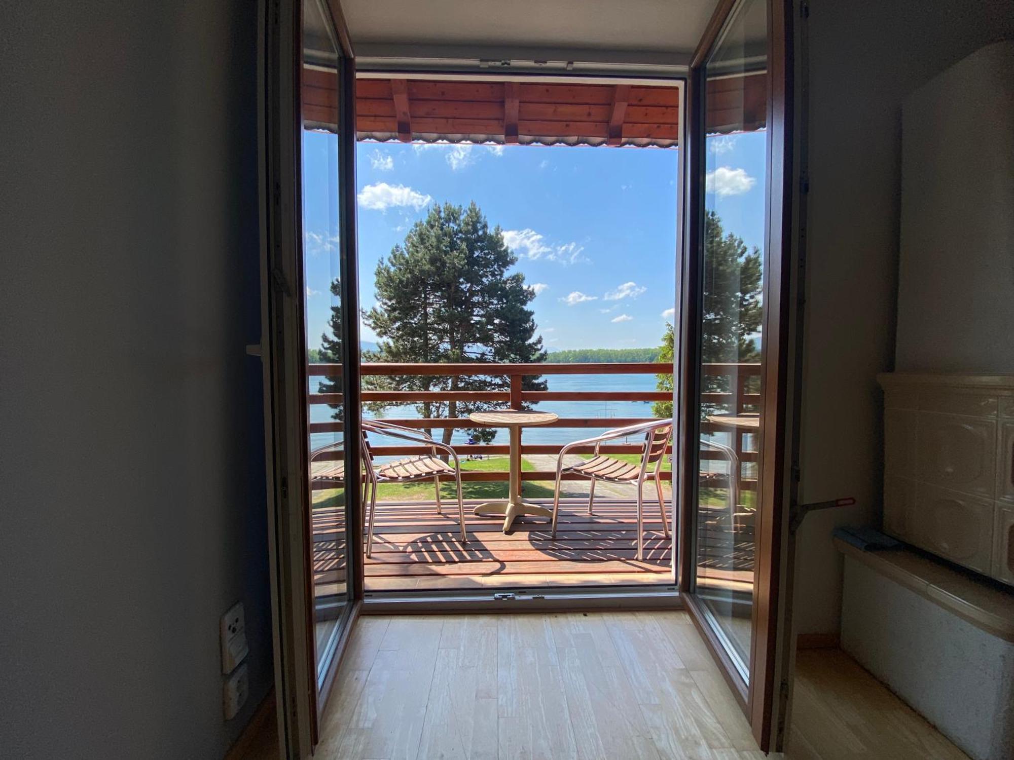Apartman Majak U Zermanicke Prehrady Pitrov Exterior foto